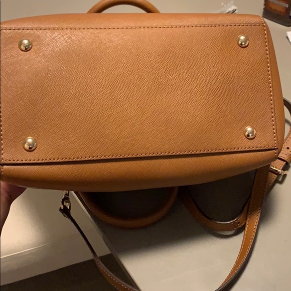 Handbag - Picture 5 of 7